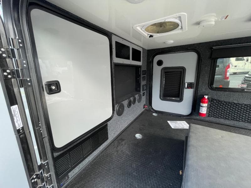 2024 Encore RV 2024 Encore RV ROG - thumbnail 16