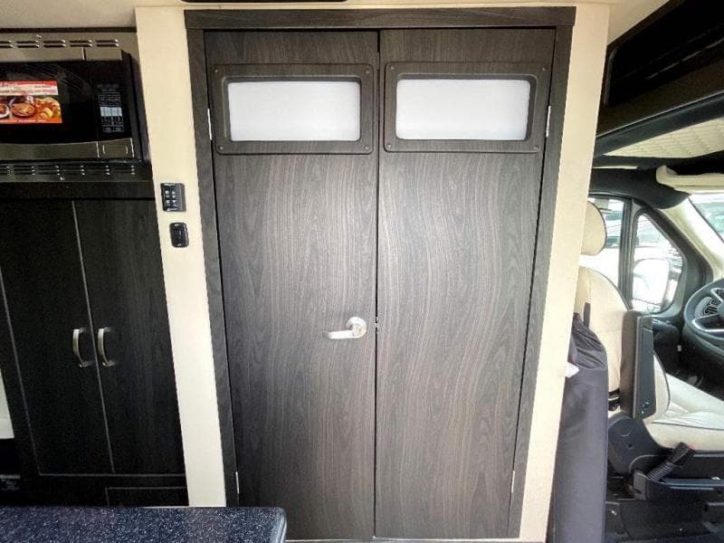 2025 Midwest Automotive Designs 2025 Midwest Automotive Designs Legend - thumbnail 10