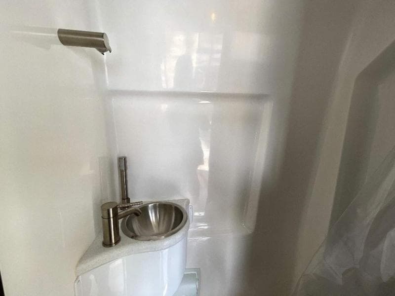 2025 Midwest Automotive Designs 2025 Midwest Automotive Designs Legend - thumbnail 11