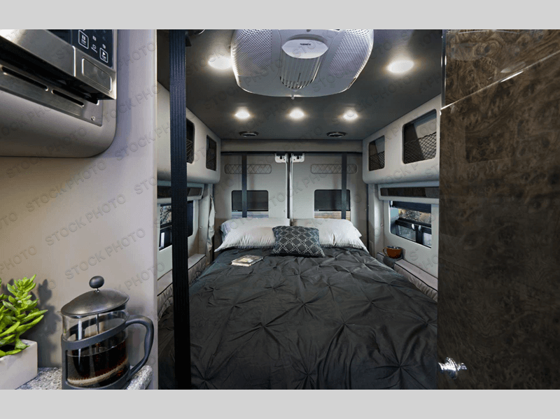 2025 Midwest Automotive Designs 2025 Midwest Automotive Designs Legend - thumbnail 27