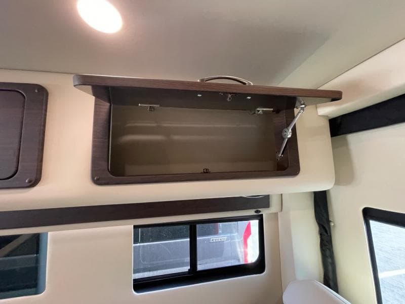 2025 Midwest Automotive Designs 2025 Midwest Automotive Designs Legend - thumbnail 23