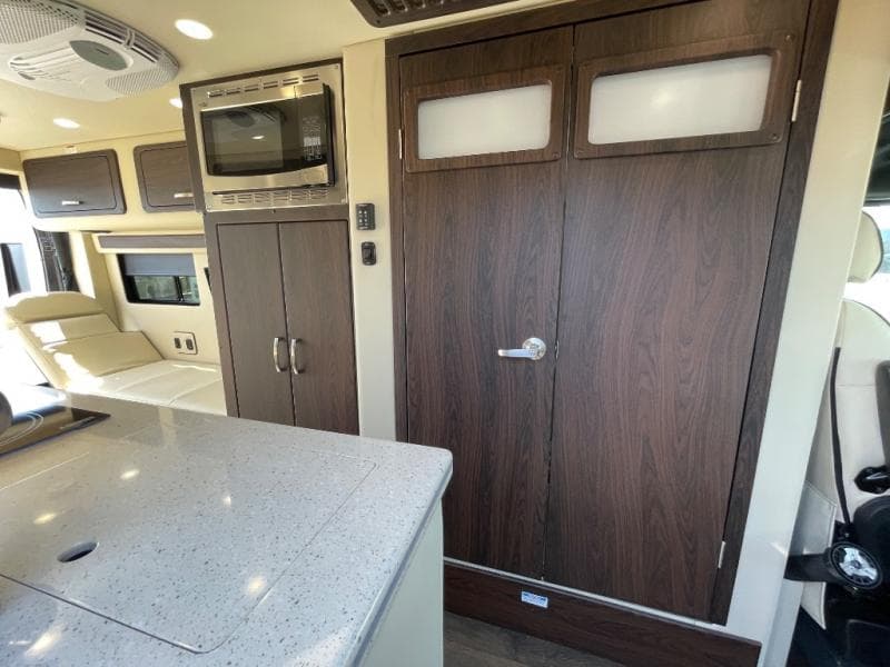 2025 Midwest Automotive Designs 2025 Midwest Automotive Designs Legend - thumbnail 8