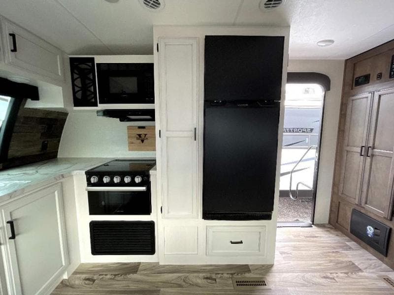 2024 Venture RV 2024 Venture RV SportTrek - thumbnail 13