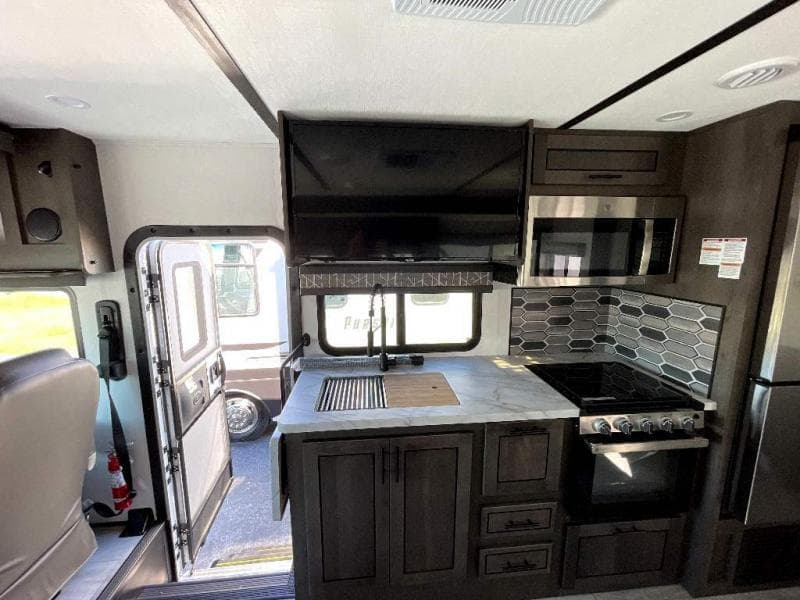 2024 Forest River 2024 Forest River FR3 - thumbnail 26