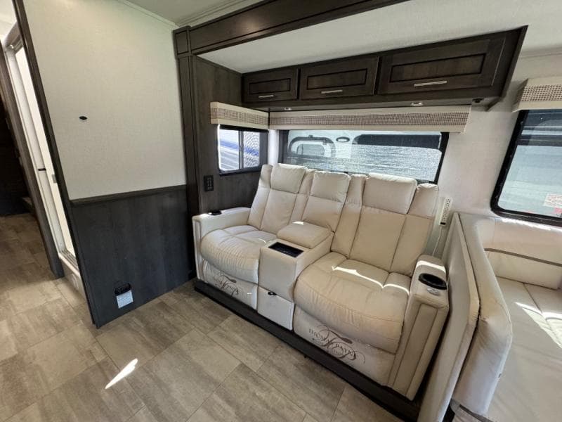 2024 Forest River 2024 Forest River Georgetown - thumbnail 13