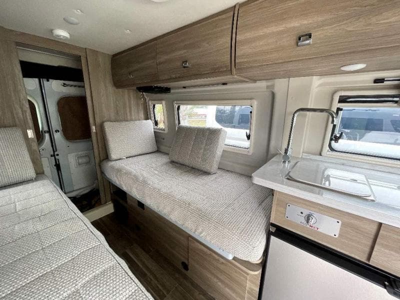 2024 Winnebago 2024 Winnebago Travato - thumbnail 17