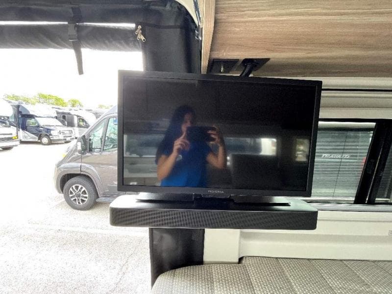 2024 Winnebago 2024 Winnebago Travato - thumbnail 20