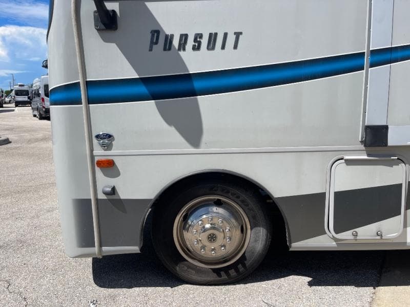 2021 Coachmen 2021 Coachmen Pursuit - thumbnail 5