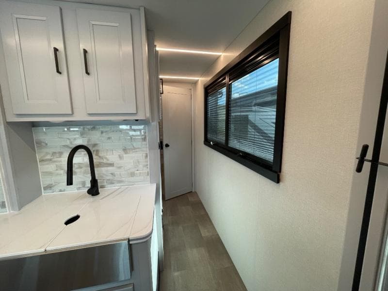 2024 Coachmen 2024 Coachmen Sportscoach SRS - thumbnail 15