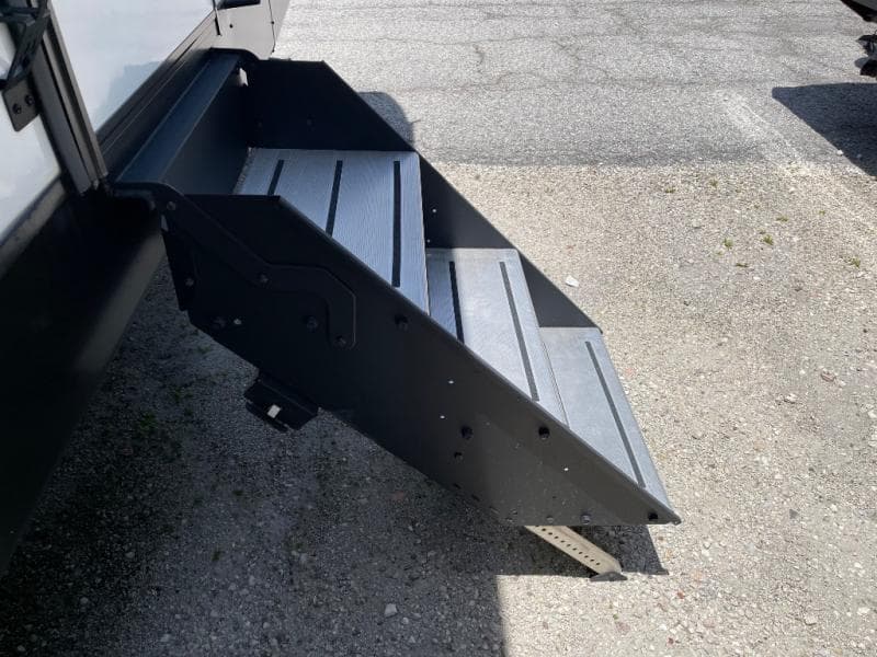 2024 Coachmen 2024 Coachmen Freedom Express - thumbnail 14