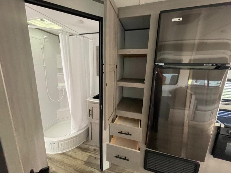 2024 Dutchmen 2024 Dutchmen Coleman - thumbnail 29