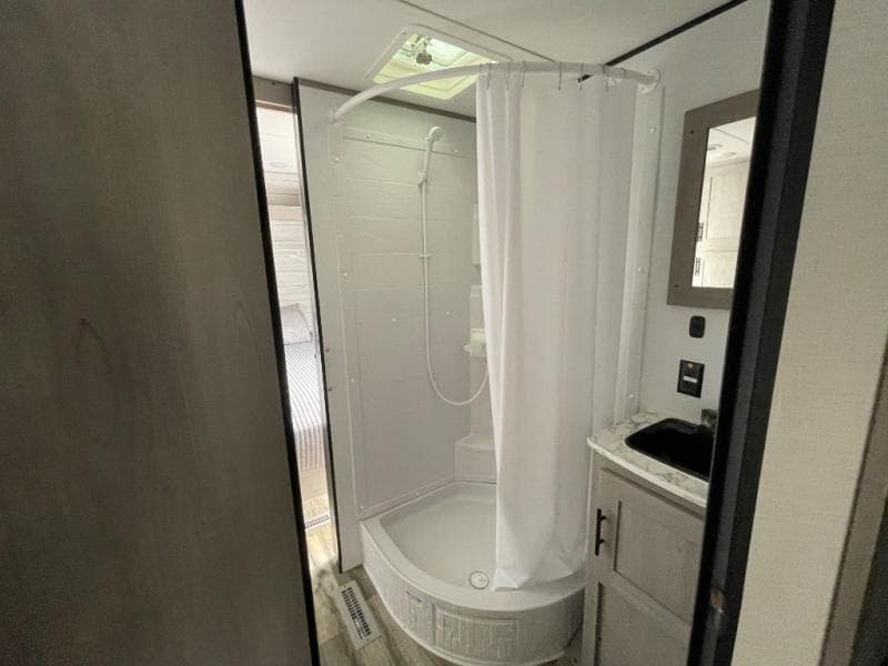 2024 Dutchmen 2024 Dutchmen Coleman - thumbnail 33