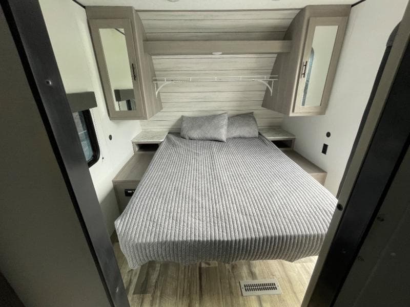 2024 Dutchmen 2024 Dutchmen Coleman - thumbnail 39