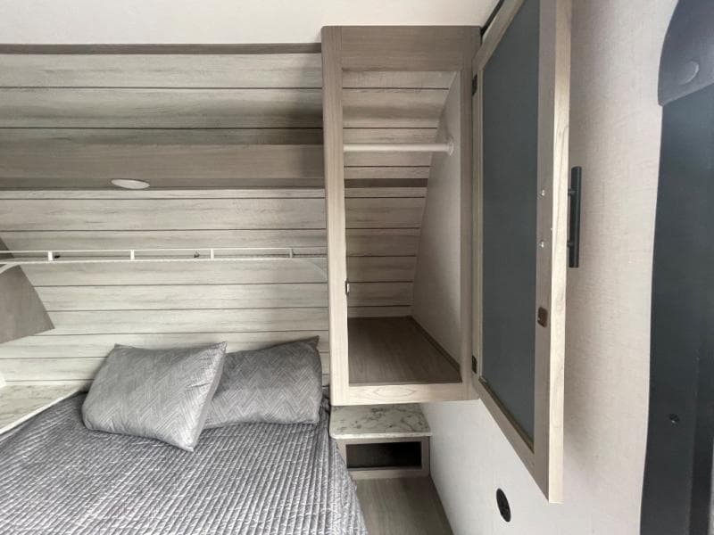 2024 Dutchmen 2024 Dutchmen Coleman - thumbnail 42