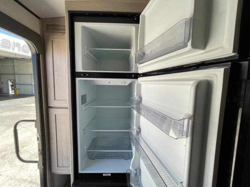 2024 Coachmen 2024 Coachmen Northern Spirit - thumbnail 17