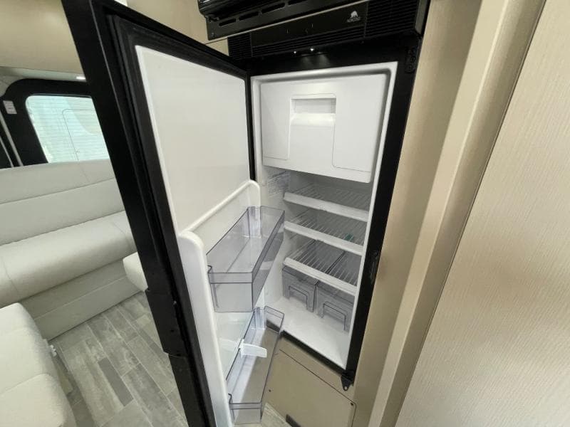 2024 Pleasure-Way 2024 Pleasure-Way Plateau - thumbnail 23