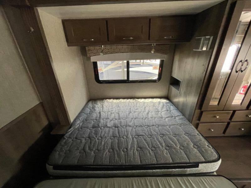 2021 Nexus RV 2021 Nexus RV Phantom - thumbnail 32