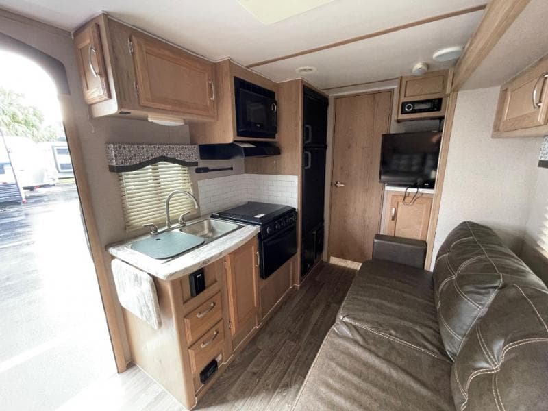 2020 Winnebago 2020 Winnebago Micro Minnie - thumbnail 17