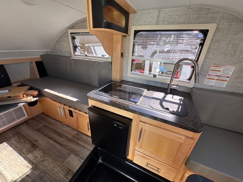 2024 Little Guy Trailers 2024 Little Guy Trailers MICRO MAX - thumbnail 11