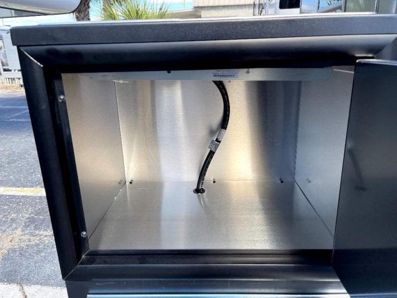 2024 inTech RV 2024 inTech RV Flyer - thumbnail 17