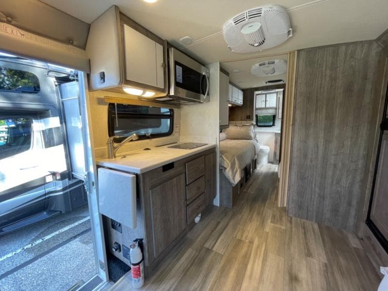 2024 Phoenix USA 2024 Phoenix USA Phoenix Cruiser - thumbnail 27