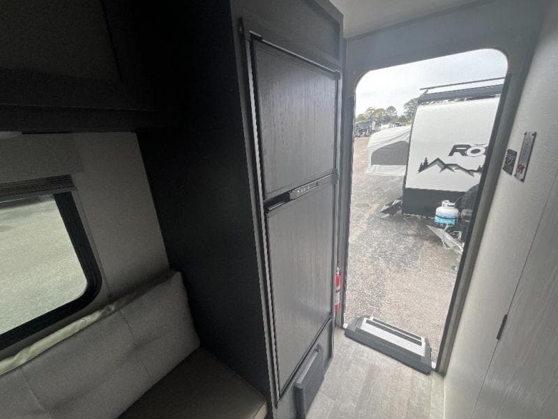 2024 Forest River 2024 Forest River R-Pod - thumbnail 15