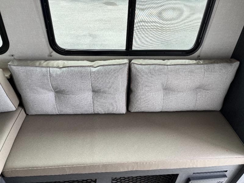 2024 Forest River 2024 Forest River R-Pod - thumbnail 26