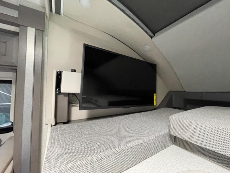 2024 Thor Motor Coach 2024 Thor Motor Coach Omni Trail - thumbnail 14