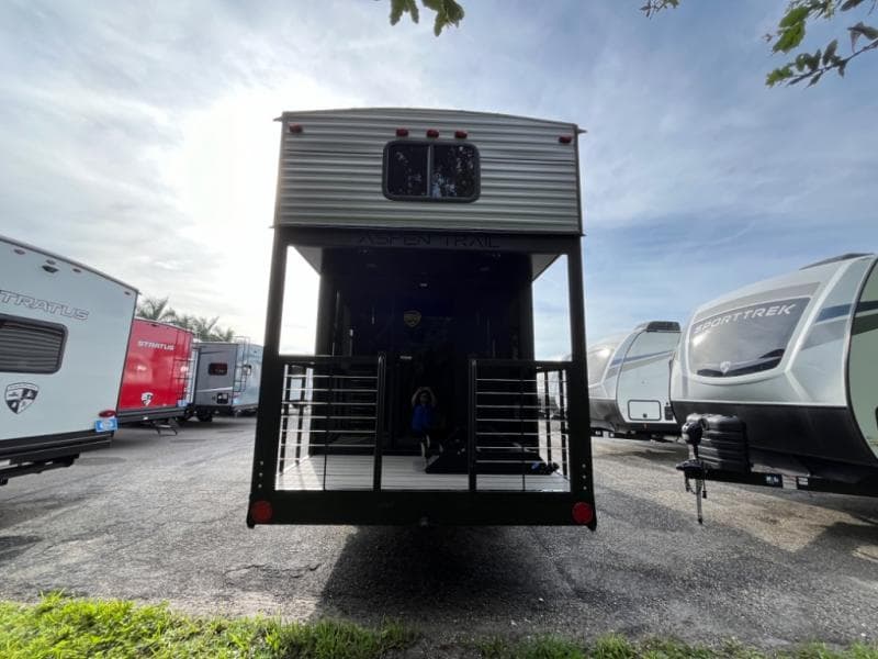 2024 Dutchmen 2024 Dutchmen Aspen Trail - thumbnail 9