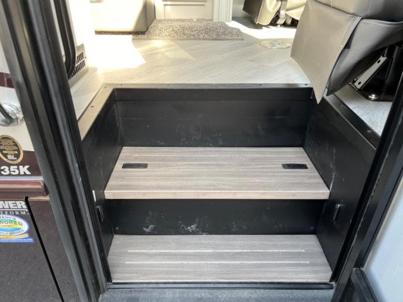 2024 Fleetwood RV 2024 Fleetwood RV Bounder - thumbnail 25