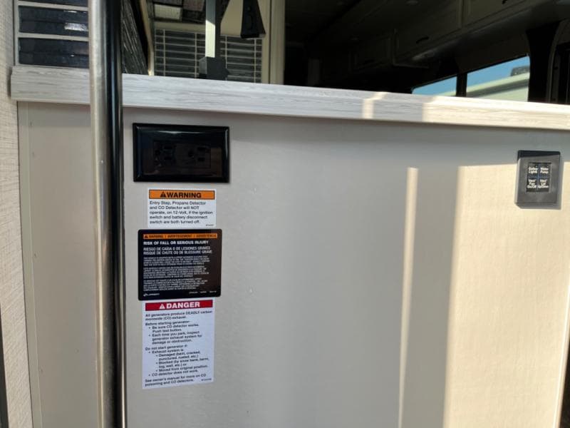 2024 Fleetwood RV 2024 Fleetwood RV Bounder - thumbnail 27