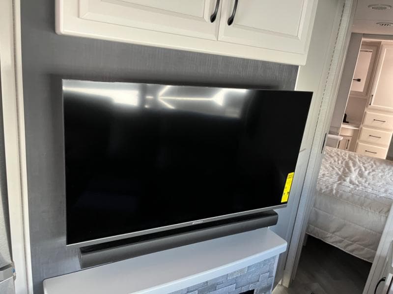 2024 Fleetwood RV 2024 Fleetwood RV Bounder - thumbnail 51