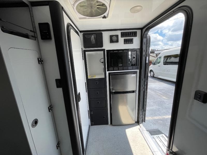 2024 Encore RV 2024 Encore RV ROG - thumbnail 16