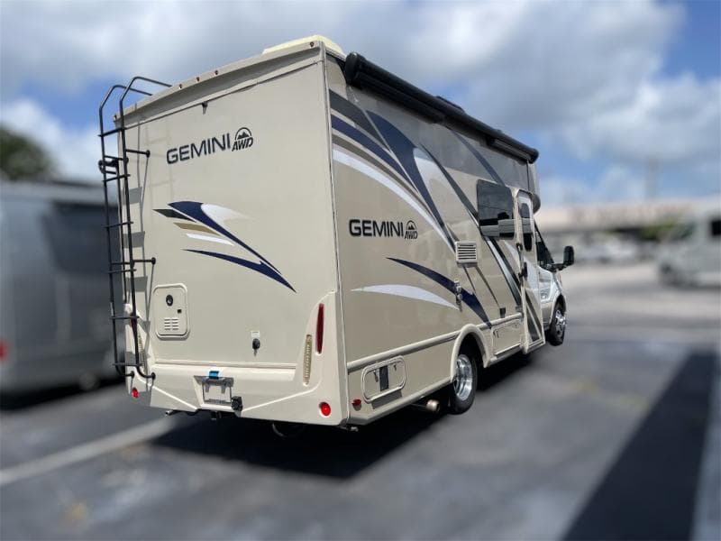 2021 Thor Motor Coach 2021 Thor Motor Coach GEMINI - thumbnail 5