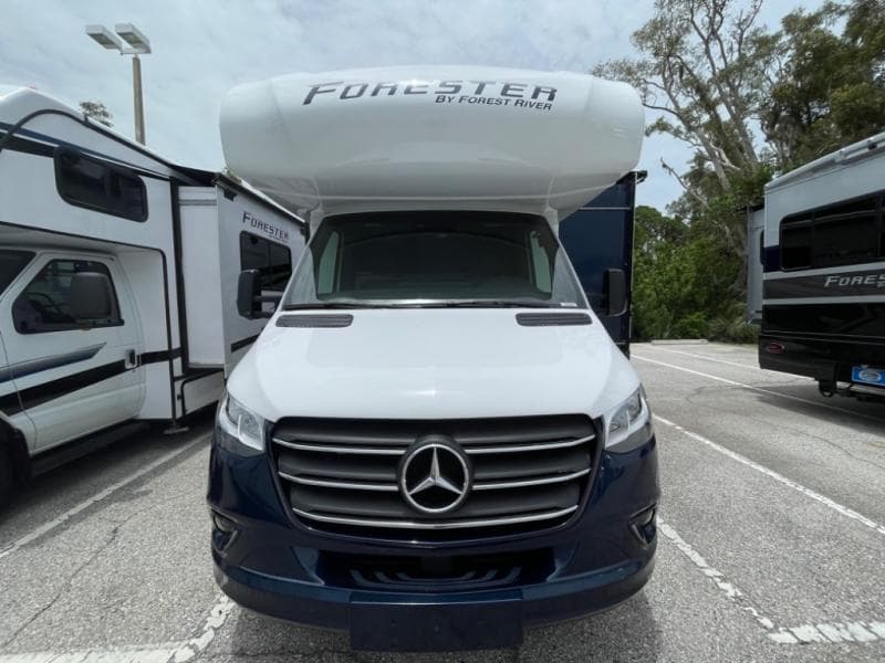 2025 Forest River 2025 Forest River Forester - thumbnail 2