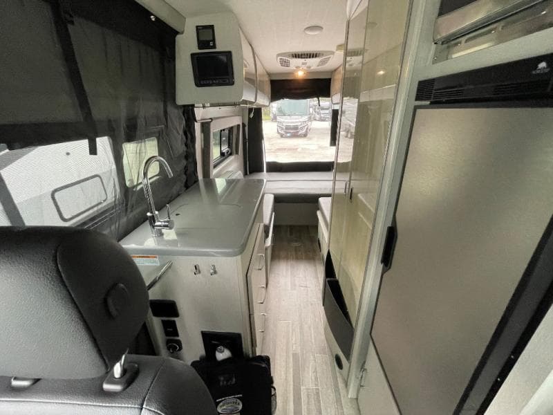 2023 Thor Motor Coach 2023 Thor Motor Coach Sanctuary - thumbnail 38