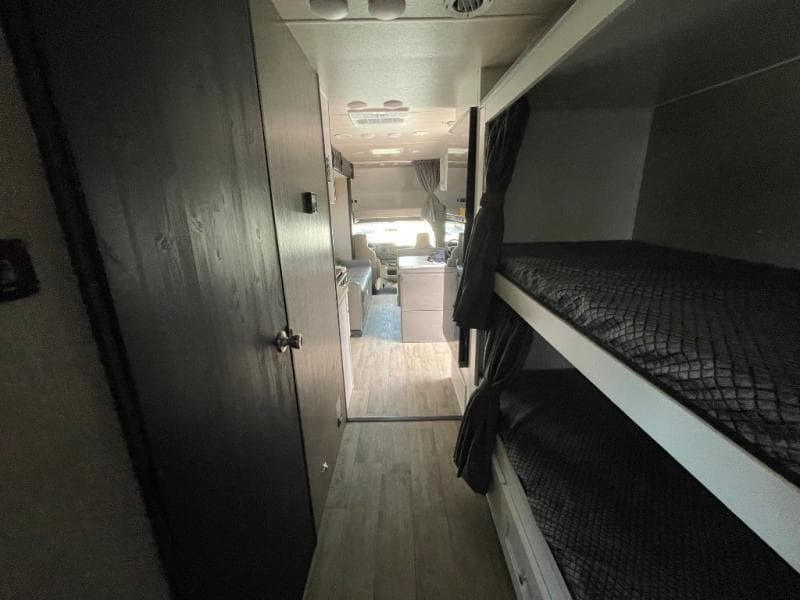 2025 Nexus RV 2025 Nexus RV Triumph - thumbnail 37