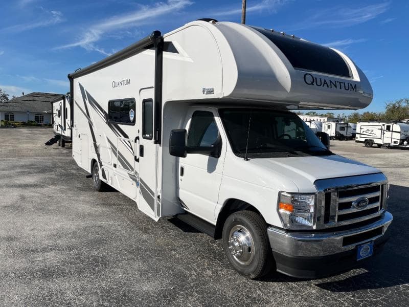 2025 Thor Motor Coach Quantum LP27