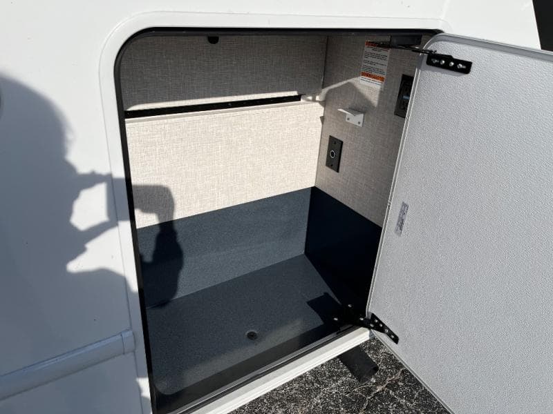 2025 Thor Motor Coach 2025 Thor Motor Coach Quantum - thumbnail 14