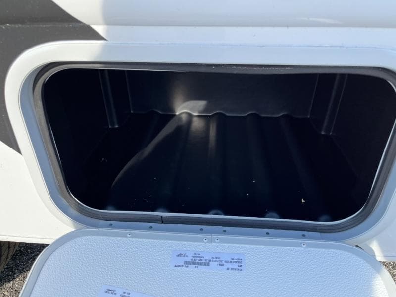 2025 Thor Motor Coach 2025 Thor Motor Coach Quantum - thumbnail 16