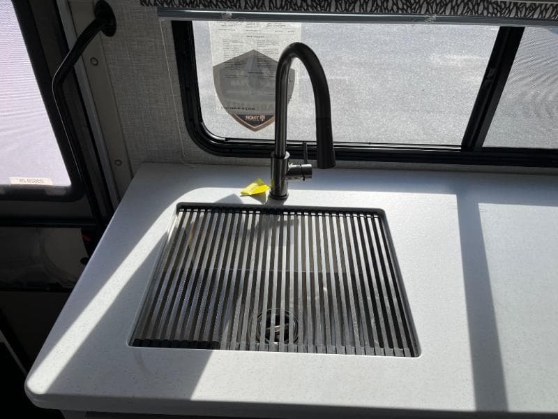 2025 Thor Motor Coach 2025 Thor Motor Coach Quantum - thumbnail 34