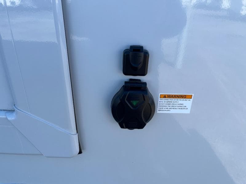 2025 Thor Motor Coach 2025 Thor Motor Coach Quantum - thumbnail 8