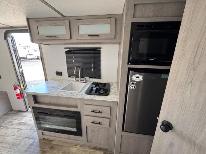 2024 Dutchmen 2024 Dutchmen Coleman - thumbnail 6