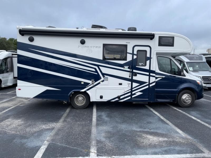 2025 Forest River 2025 Forest River Forester - thumbnail 15