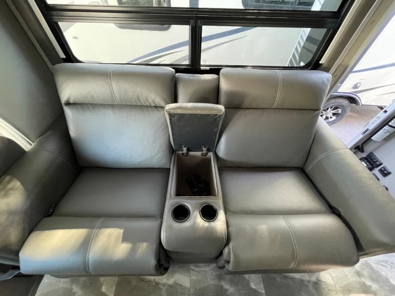 2024 Thor Motor Coach 2024 Thor Motor Coach Quantum - thumbnail 15