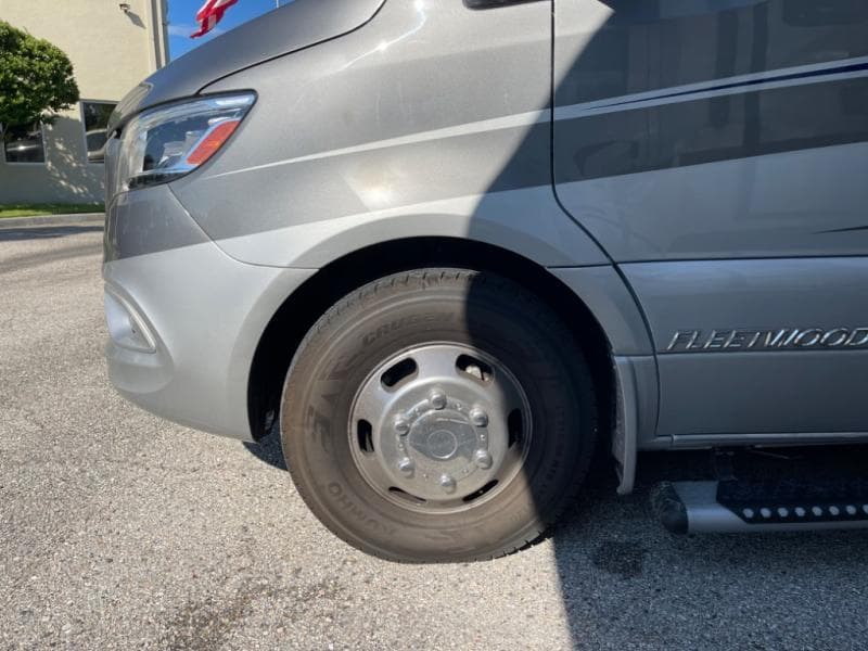 2025 Fleetwood RV 2025 Fleetwood RV Insight - thumbnail 5