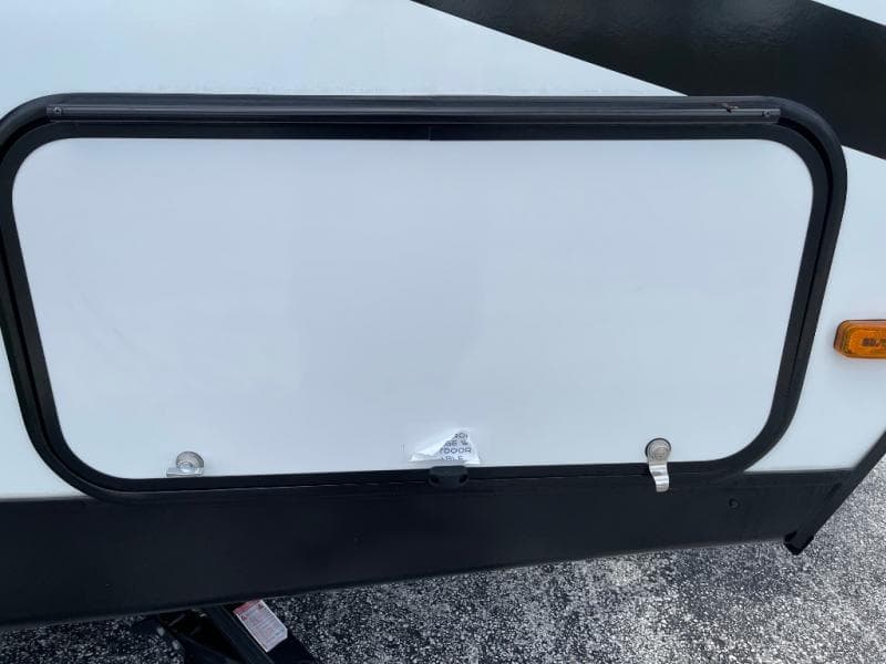 2025 Coachmen 2025 Coachmen Freedom Express Ultra Lite - thumbnail 8