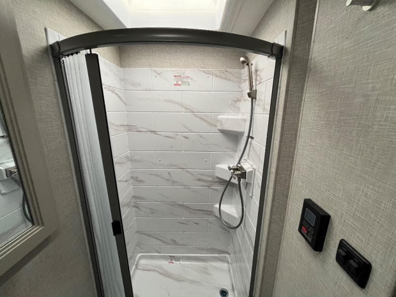 2025 Thor Motor Coach 2025 Thor Motor Coach Quantum - thumbnail 39