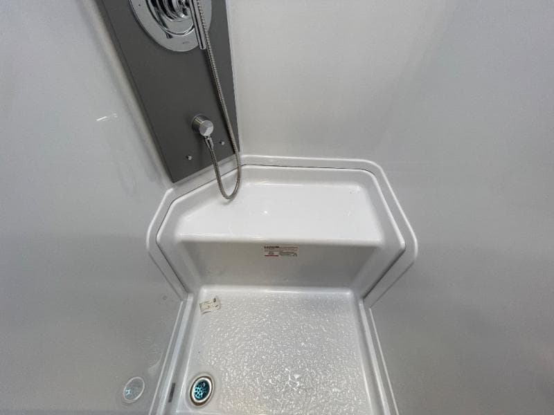 2025 Winnebago 2025 Winnebago View - thumbnail 18