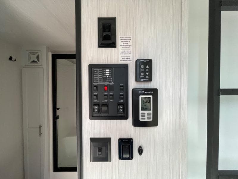 2024 Cedar Creek 2024 Cedar Creek Cottage - thumbnail 19